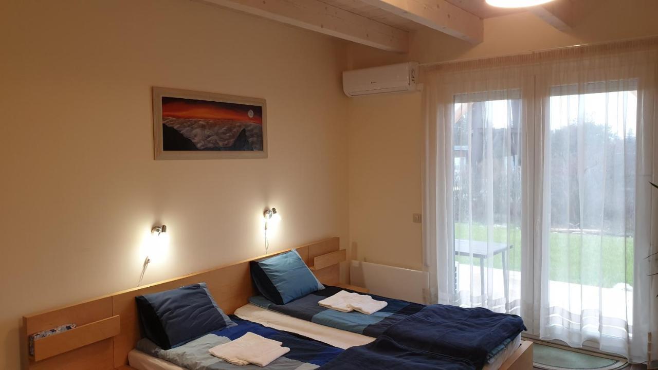 בלטונאקאלי Buzavirag Apartmanhaz מראה חיצוני תמונה