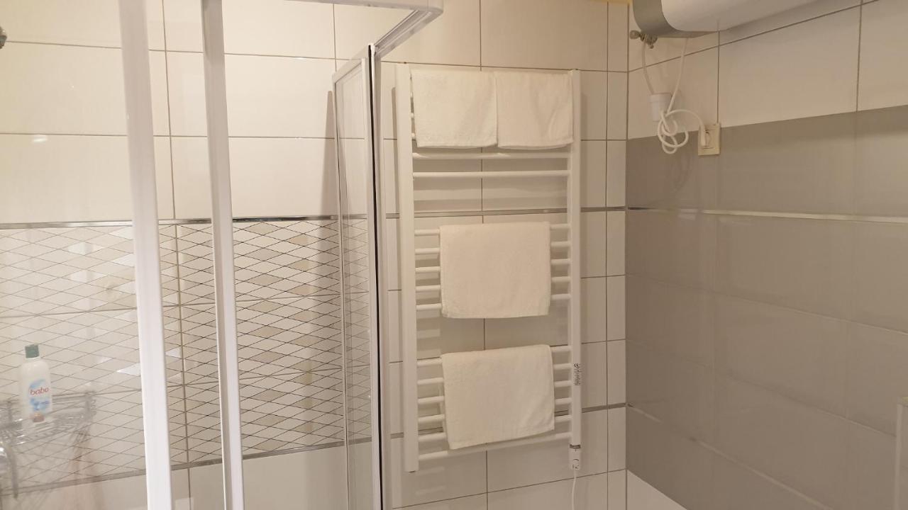בלטונאקאלי Buzavirag Apartmanhaz מראה חיצוני תמונה