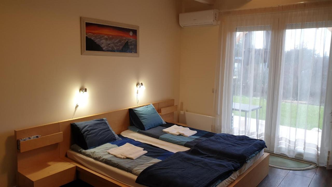 בלטונאקאלי Buzavirag Apartmanhaz מראה חיצוני תמונה